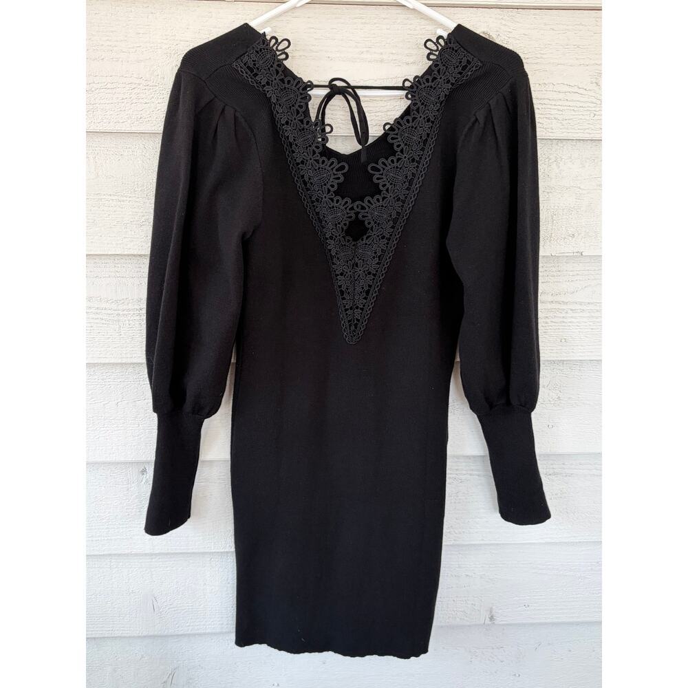 *NWT* Flattering BTFBM Black Ribbed Knit Mini Dress Lace-Up Back Size M - Picture 4 of 9